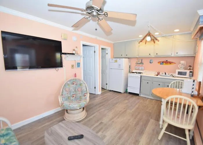 Virginian 4 Apts Apartment *
