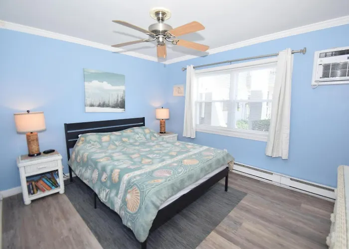 Virginian 4 Apts *