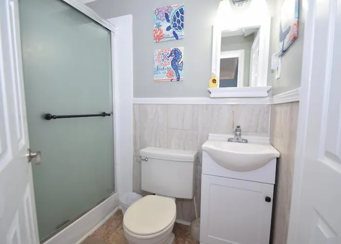 Virginian 4 Apts Apartment *